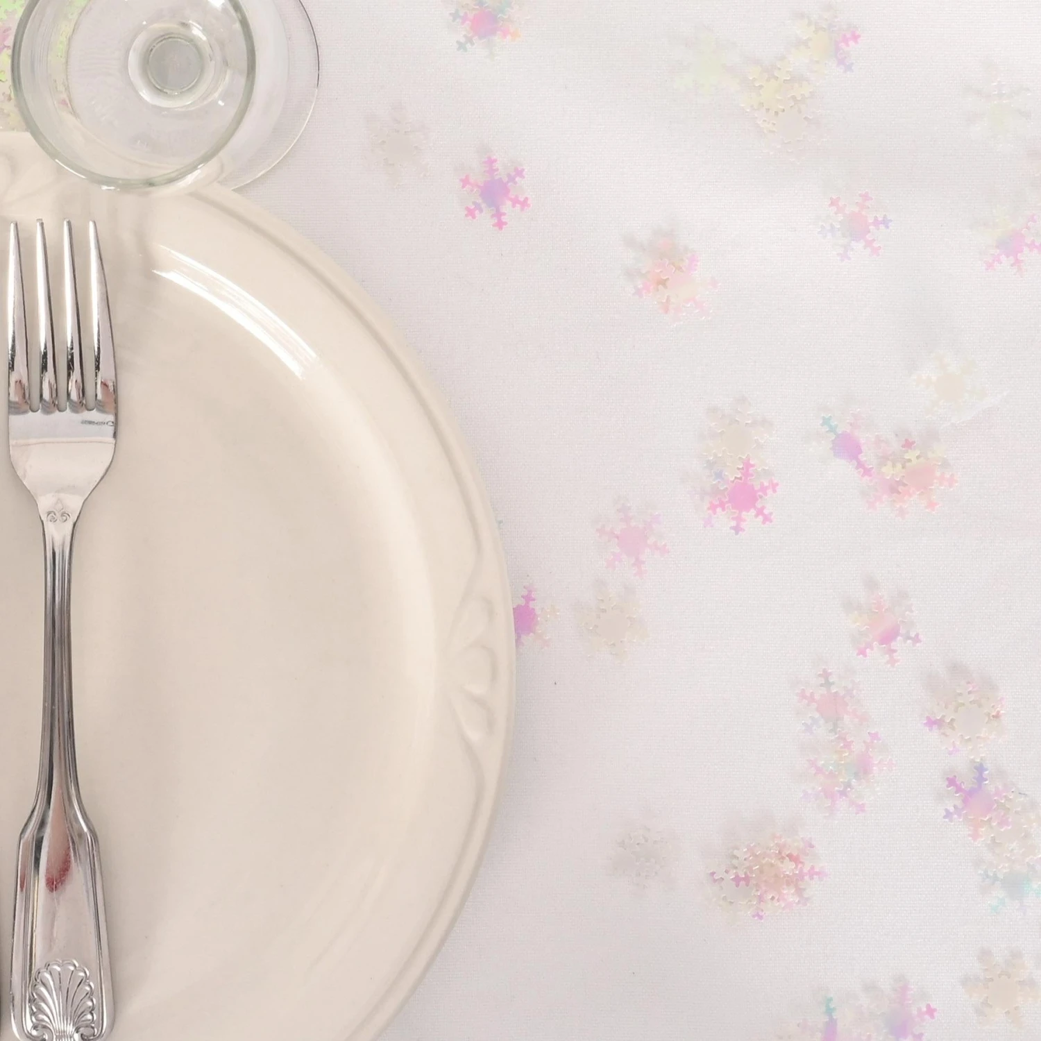 Christmas Iridescent Snowflakes Confetti (0.5 Oz Per Package) 3 Christmas Iridescent Snowflakes Confetti (0.5 Oz Per Package) - Image 3